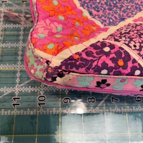 Vera Bradley Triple Zip Hipster and Window ID in MODERN MEDLEY - Picture 12 of 12